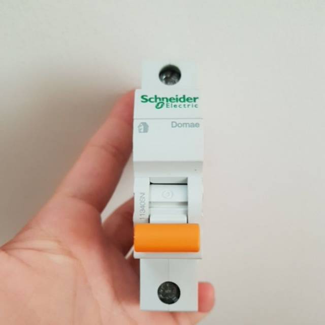 Mcb merk schneider c6