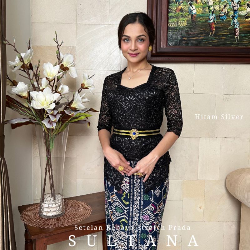 Setelan Kebaya Kutubaru Stretch Benang Mas Sultana