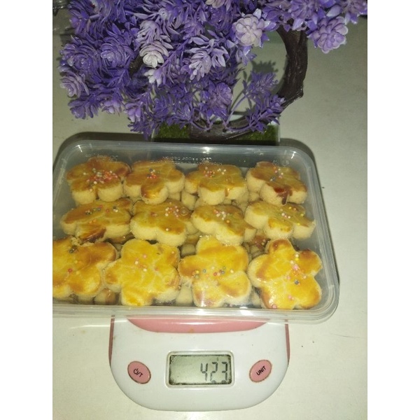 

KUE KACANG