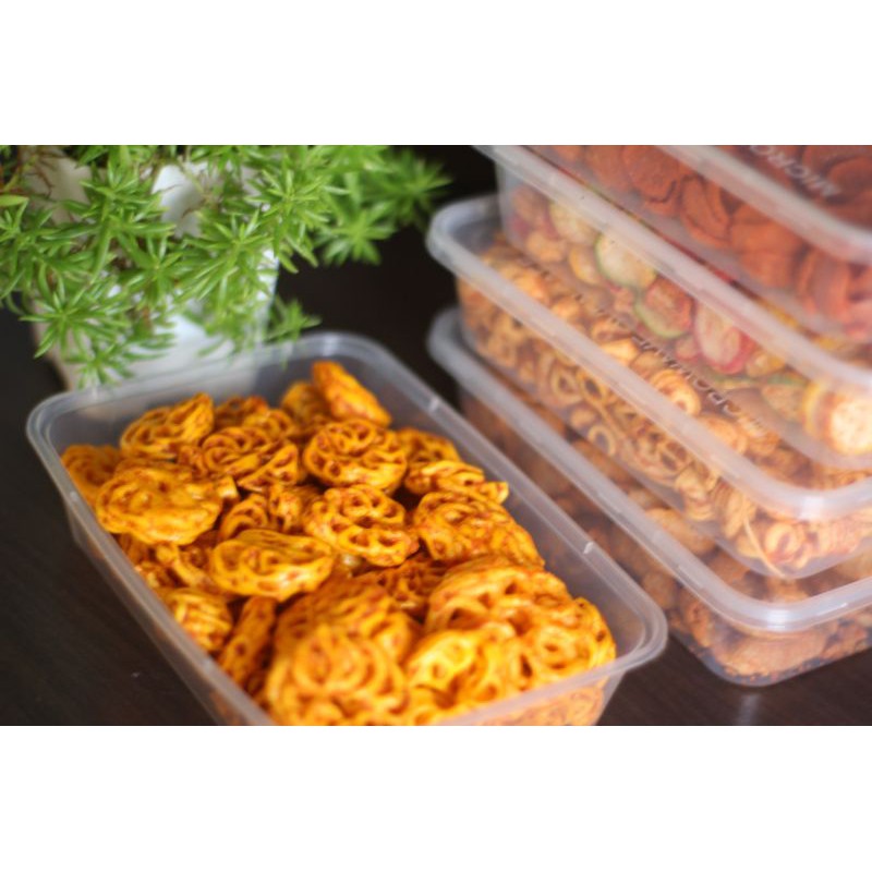 

KRUPUK SEBLAK KERING NGEBARBAR ( Box 650ml / Standing Pouch )