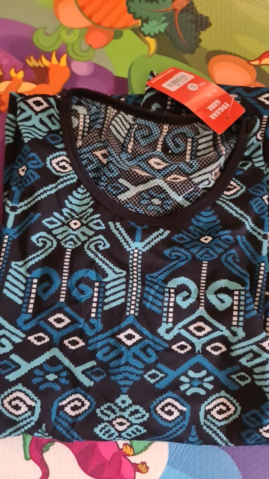 Monellina Lalika Kaos Batik Wanita Oversize Lengan Pendek