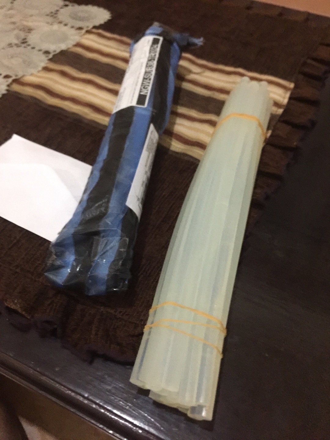 Isi Lem Tembak Kecil / Glue Gun Refill +-7mm (1 Ikat 20pcs)