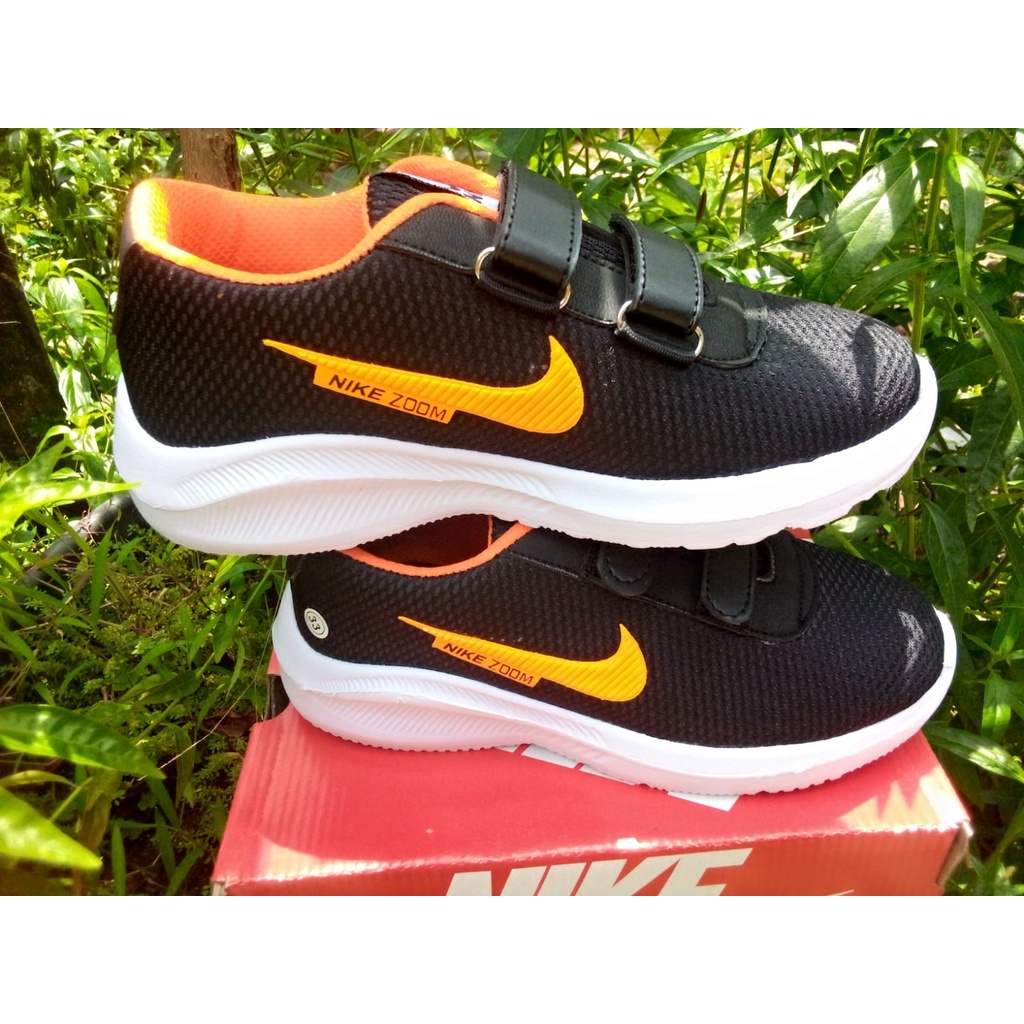 SNEAKERS NIKE_ ZOOM SEPATU ANAK SEKOLAH SD UMUR 7 TAHUN SAMPAI 15 TAHUN SEPATU ANAK SEKOLAH  WARNA H