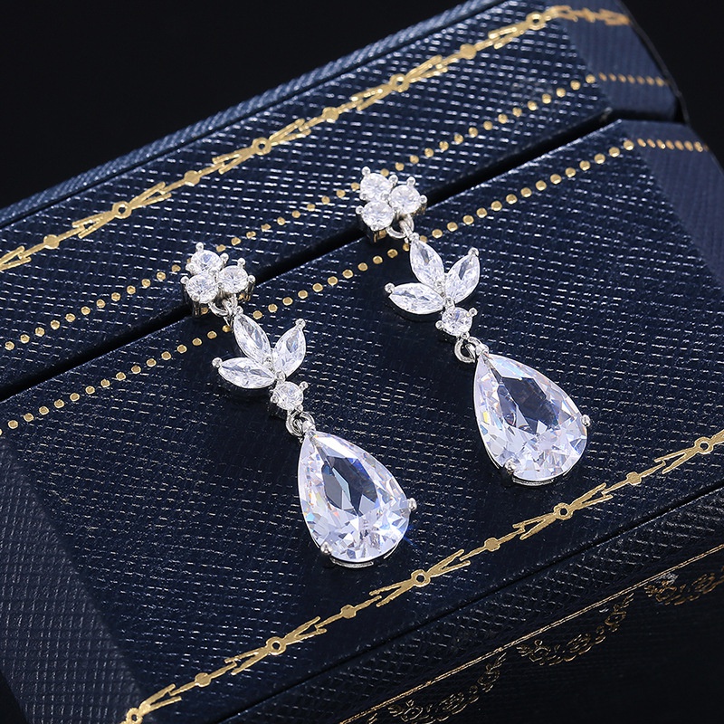 Anting Bentuk Water Drop Bahan Zirkon Gaya Korea Untuk Wanita