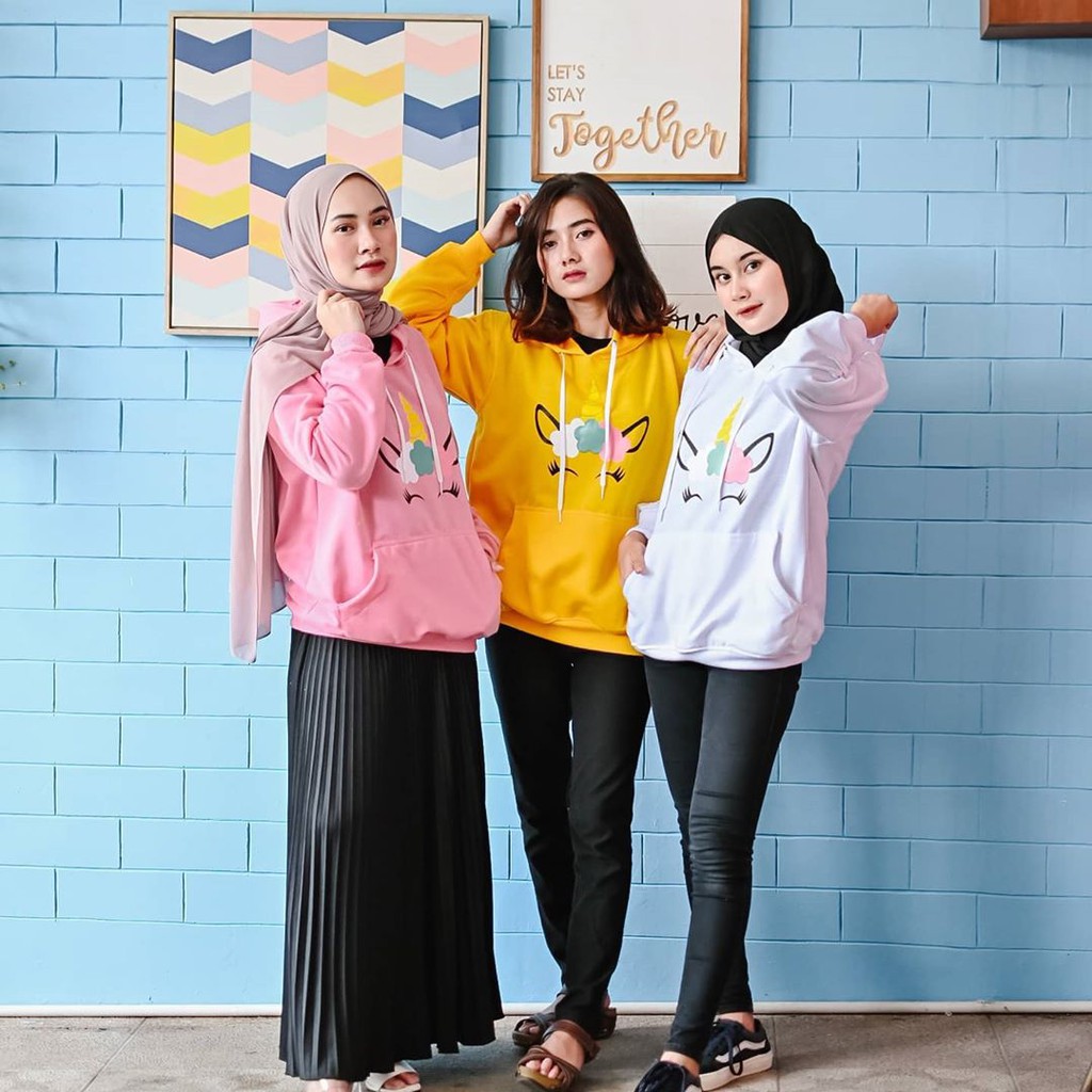 UNICORN RAINBOW Sweatshirt Sweater Sweeter Sweter Switer Switter Suiter Sweteer Crewneck Hoodie Crew