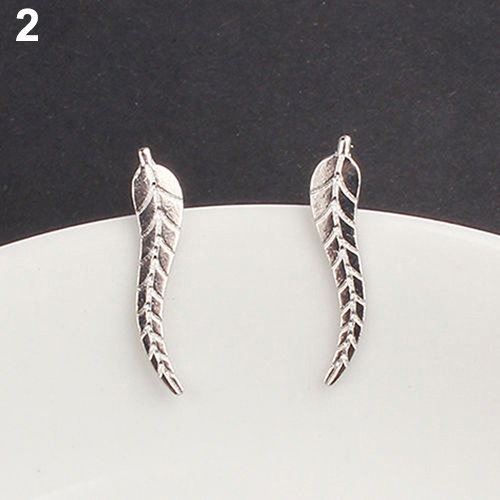 Hu Hu Hu Hu Hu Alat Bantu Pasang Kacamata♡ 1 Pasang Anting Stud Bentuk Daun Mini Aksen Berlian Imitasi Untuk Wanita