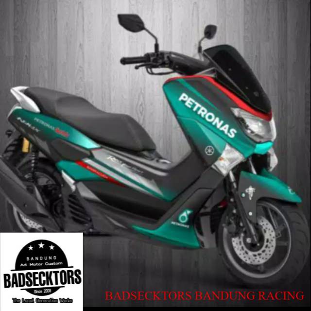Decal stiker NMAX Petronas variasi sticker keren