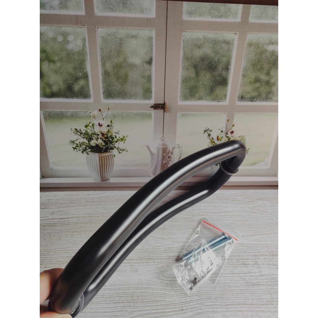 Pull handle, handle pintu bentuk pisang warna hitam as 30cm