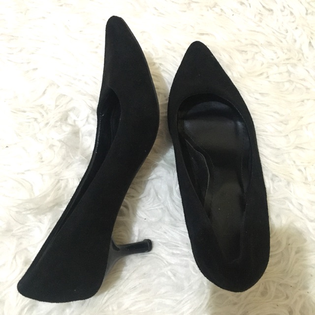 Preloved sepatu / heels iconninety9