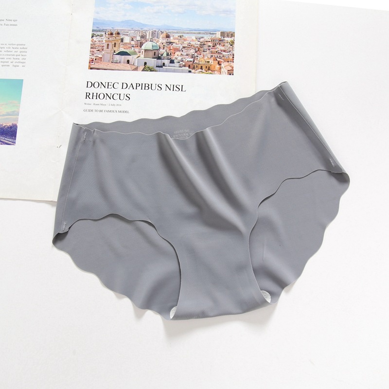 Brasay Celana Dalam Wanita Seamless Anti Bakteri Underwear Wanita Seamless 2025