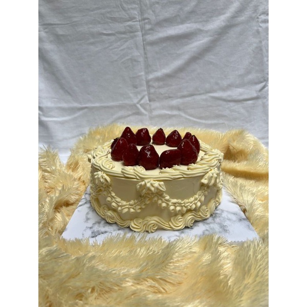 

Custom Kue Ulang Tahun 3D Birthday Cake Kue Tart Fondant Korean Cake Korean Bento Cake
