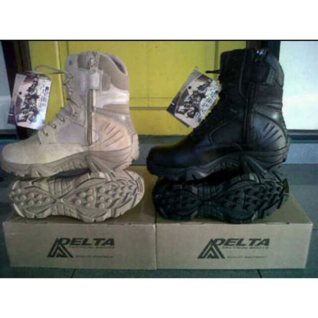 Sepatu PDL DELTA