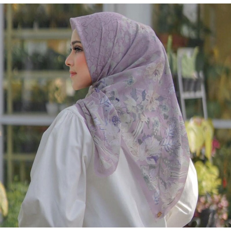 Preloved Buttonscarves Daisy Wisteria