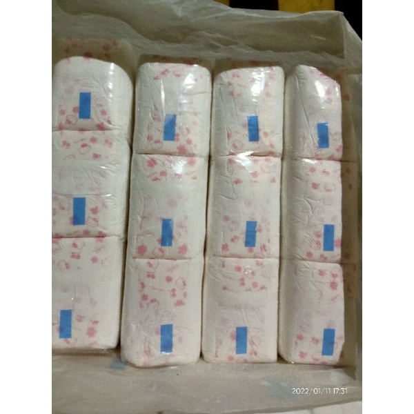 Pembalut Softex Hellokity 29 Cm Isi 75 Pcs Sayap / Softex Hellokity Murah