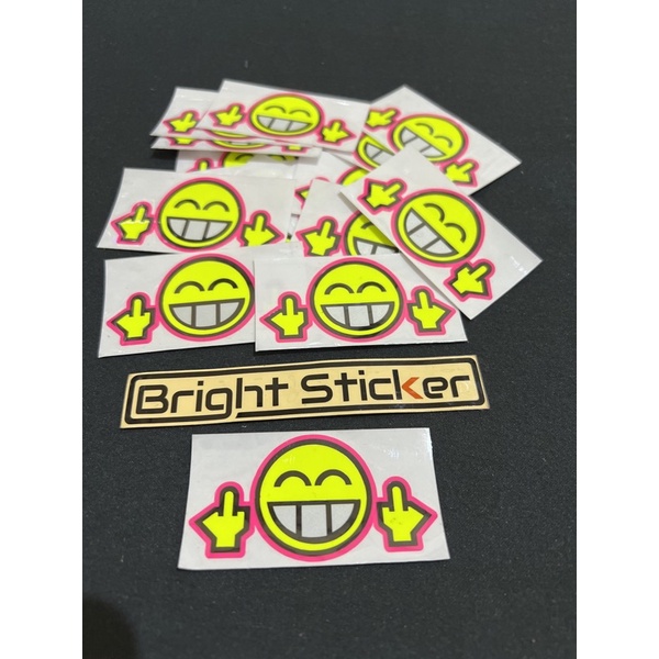 STICKER SMILE CUTTING