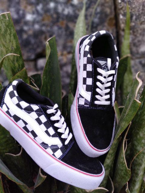 sepatu vans casual motif catur Shopee Indonesia sepatu vans casual motif catur Shopee Indonesia