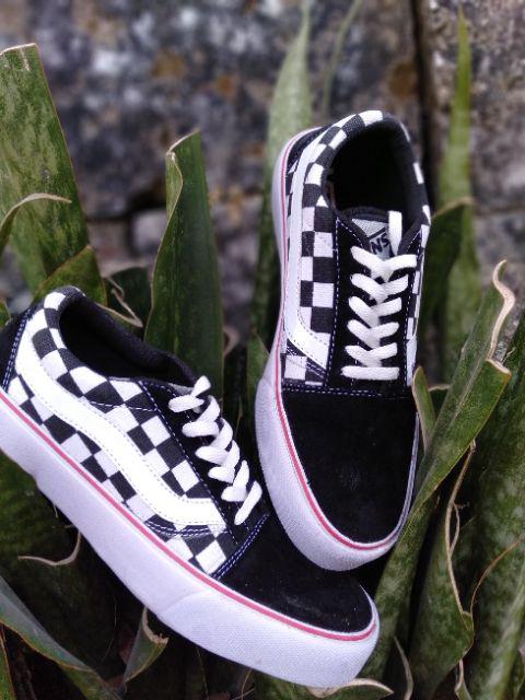 sepatu vans  casual motif  catur  Shopee Indonesia