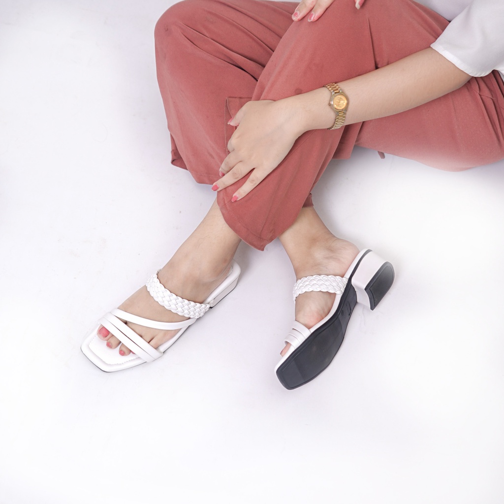 Sara Sara Aline Sandal Selop Wanita sandal tali motif anyam sendal selop cewek terbaru