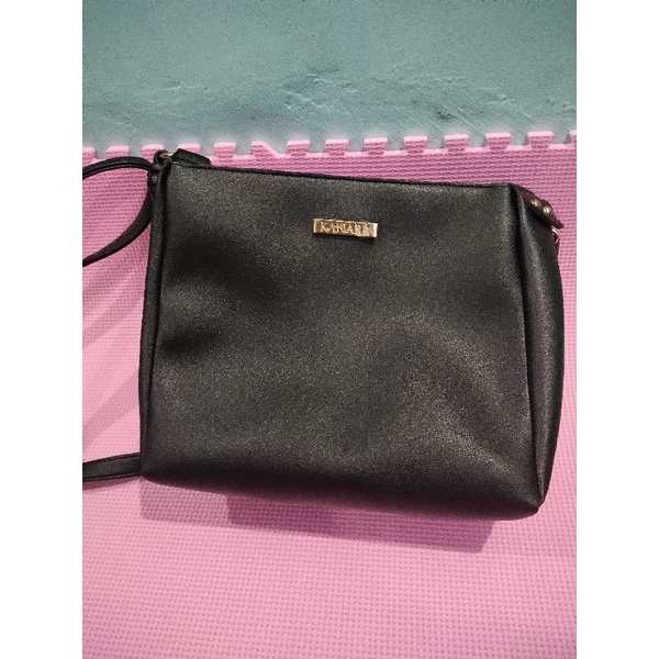 Dhiya bag by kanara_id