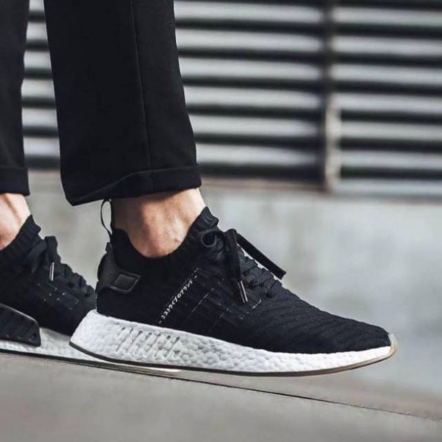 nmd r2 black japan