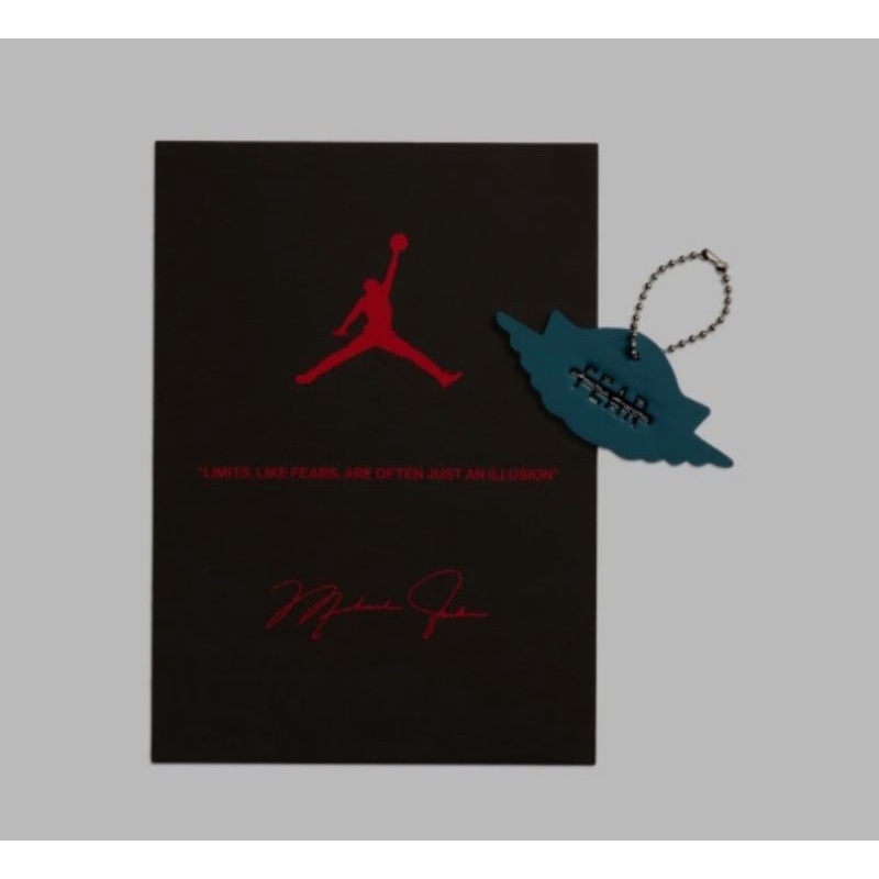 NIKE AIR JORDAN 1 MID SE FEARLESS FACETASM
