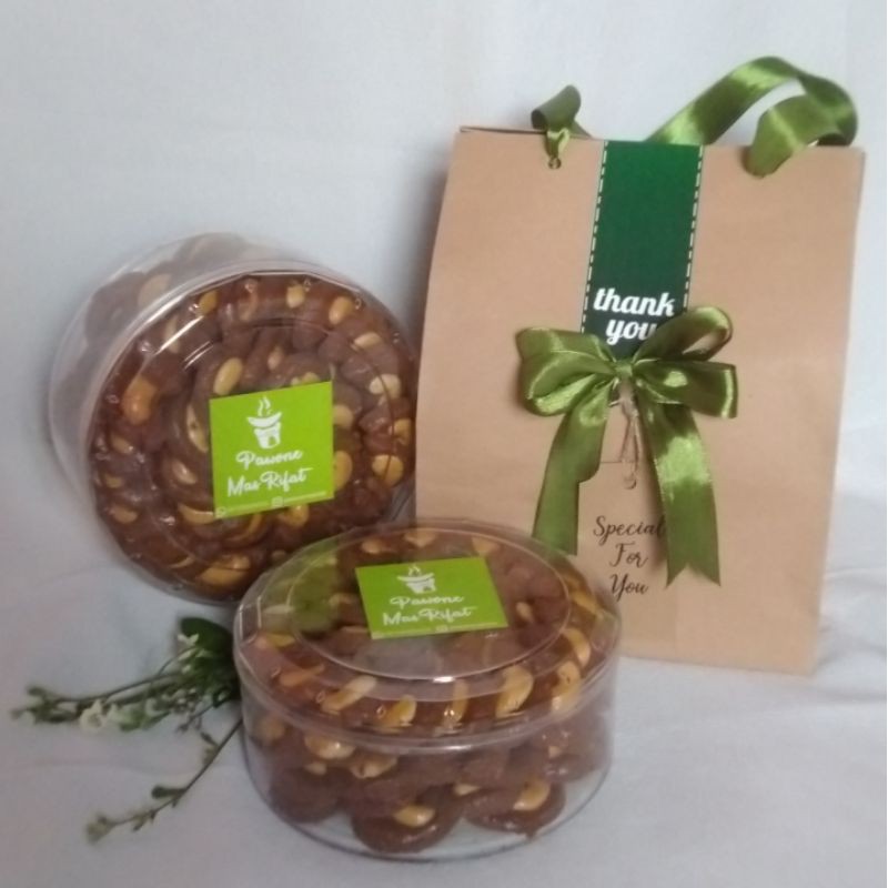 

kue kering enak coklat kacang mede