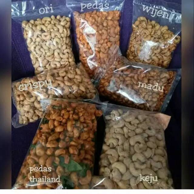 

Kacang mede super premium
