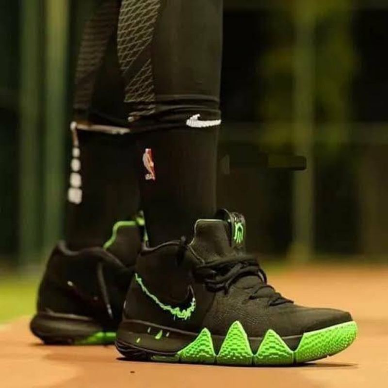nike Kyrie 4 Irving Helloween black green kualitas premium made in Vietnam