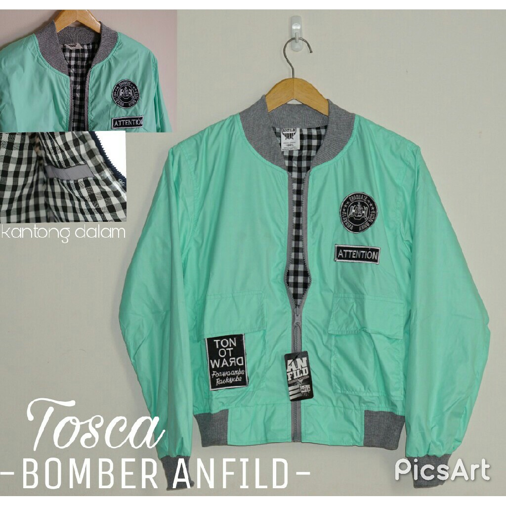 Jaket Bomber Wanita Crop Tee