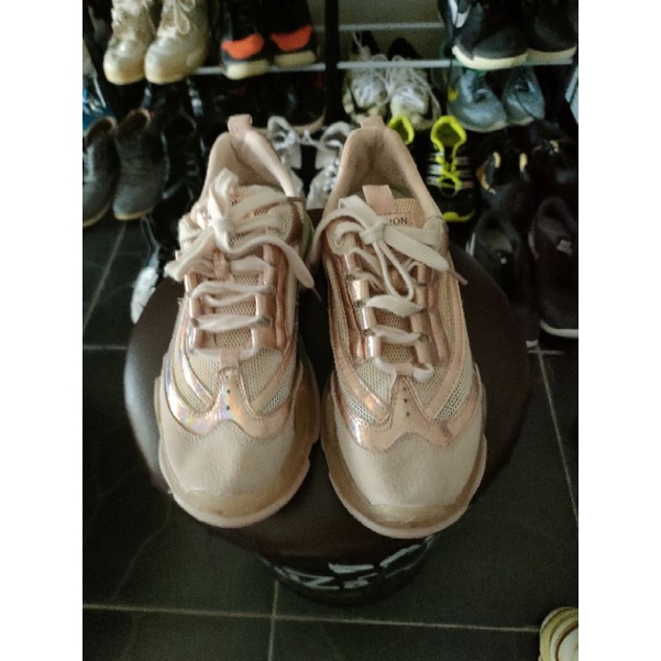 Balenciaga (Sepatu Second)