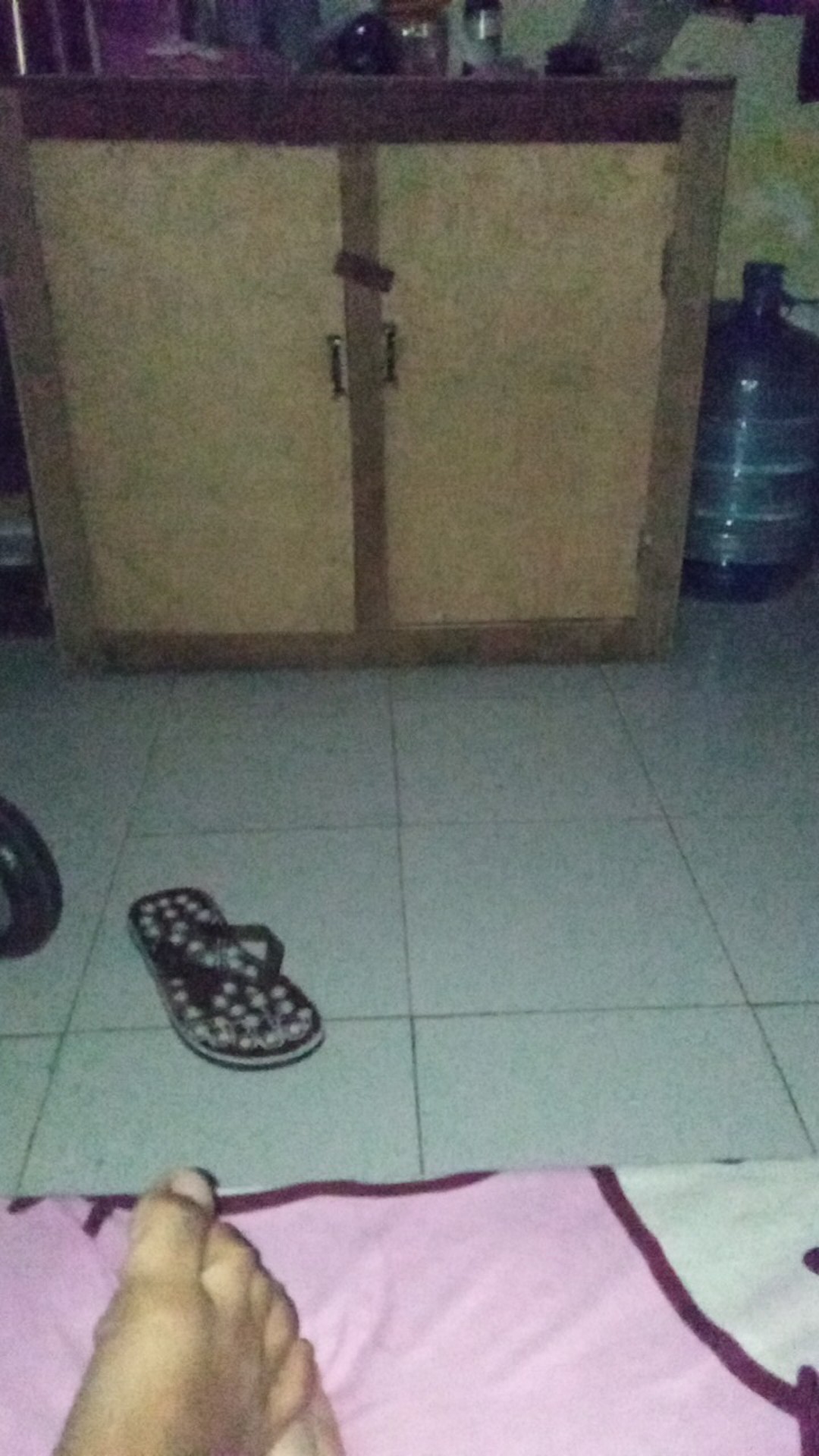 Hook Gantungan Tempel Transparan