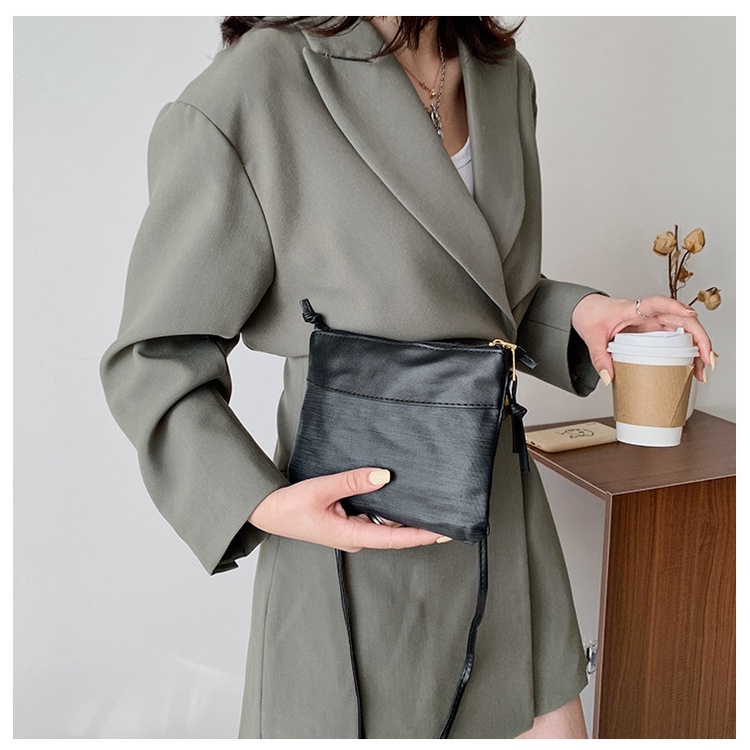 ASIN829 Tren musim panas tas bahu serbaguna / tas persegi sederhana kasual T77 Tas Slempang Fashion/Tas Bahu Vintage