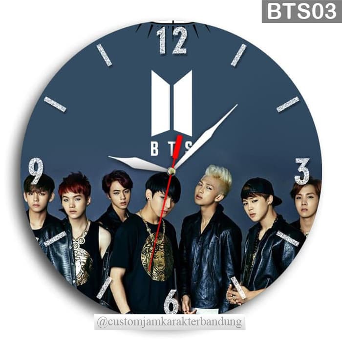JAM DINDING BTS LOGO PERSONEL MEMBER KAYU UNIK BTS03 FREE BATERAI - JAM KAYU BTS KPOP PREMIUM