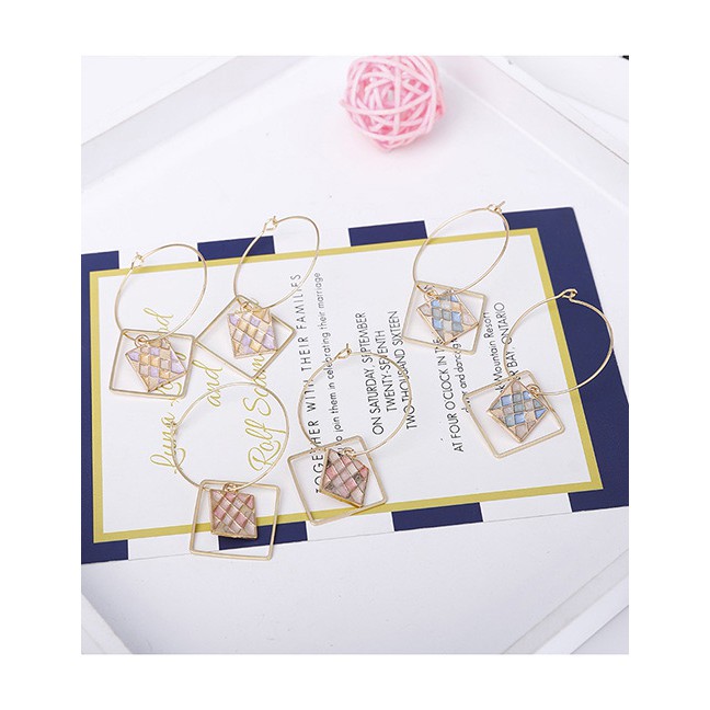 LRC Anting Hoops Elegant Square Shape Decorated E2554X