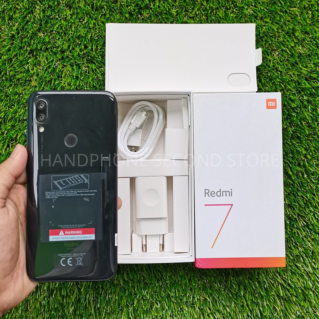 HP SECOND XIAOMI REDMI 7 2/16GB FULLSET NO HEADSET SECOND SEKEN BEKAS MURAH-1