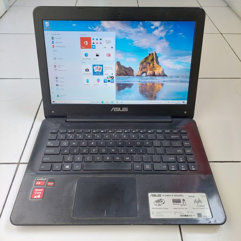 Laptop Asus X454Y AMD A8 Quadcore RAM 4 GB SSD 128 GB Murah Mulus Nominus Siap Pakai