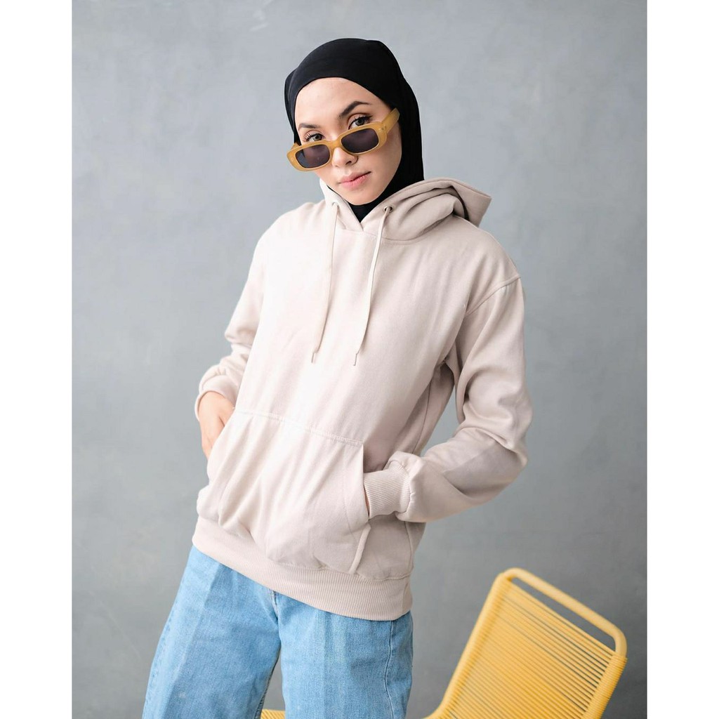 Warna beige hoodie