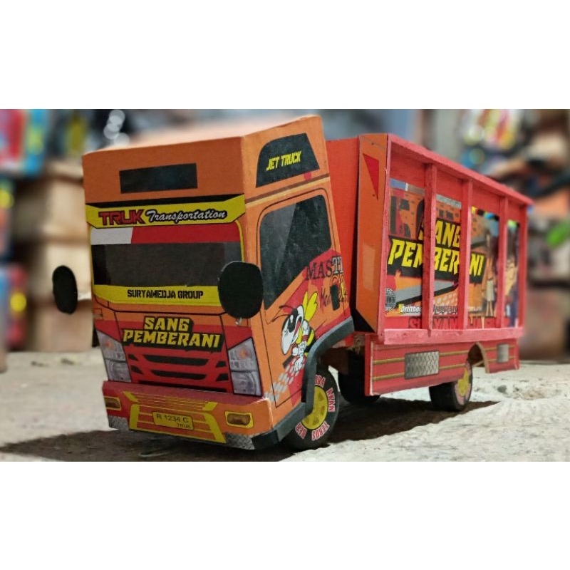 miniatur truk oleng kayu FREE TERPAL . . . di jamin lebih awet