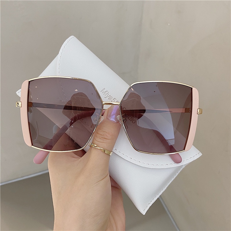 Ladies Personality Retro Sunglasses Advanced Street Shooting Fashion Driving UV Protection