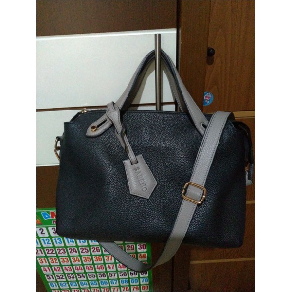 Tas kulit SABERO
