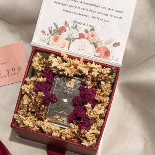 

SALE!!Only flower Box minigold or Antam|KD1