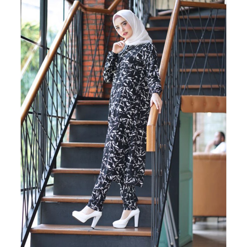 Kanaya One set / fashion muslim terpopuler/ pakaian wanita terbaru/ dress muslim murah