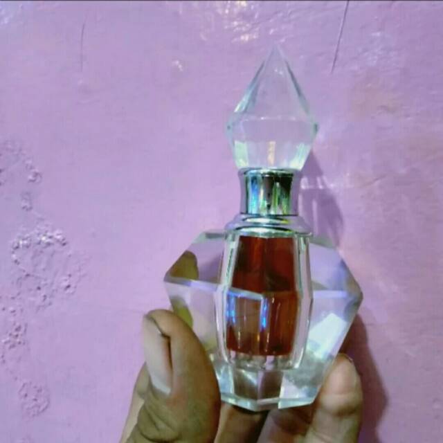 Minyak Gaharu Dihnil Oud Original 100%