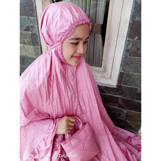 Mukena parasut premium,tebal tidak ntrawang,tidak melayang,dingin dipake,size jumbo,potongan&terusan