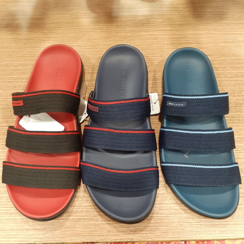 sandal Nevada pria
