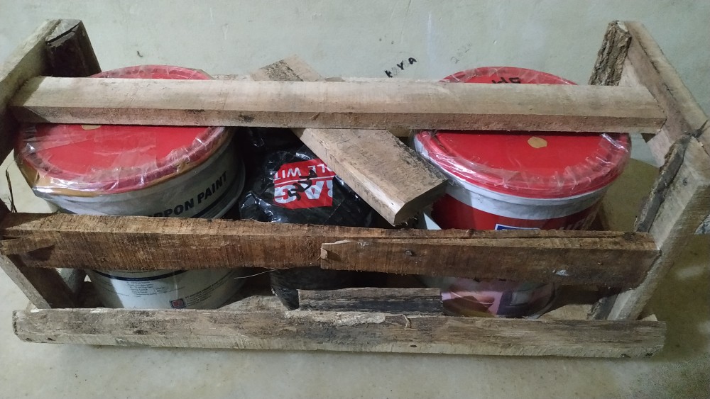 Cat Kayu & Besi Kansai Ftalit Warna Gloss 1 Kg