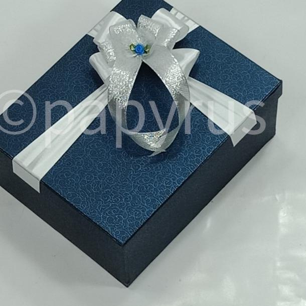

♖ Papyrus Kotak Kado Gift Box 20x25cm Tinggi 10cm ✦