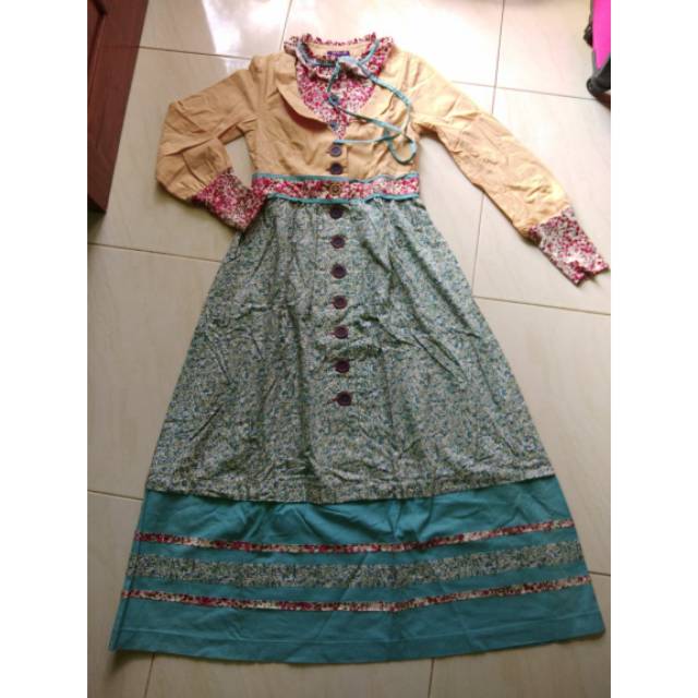 tuneeca size s