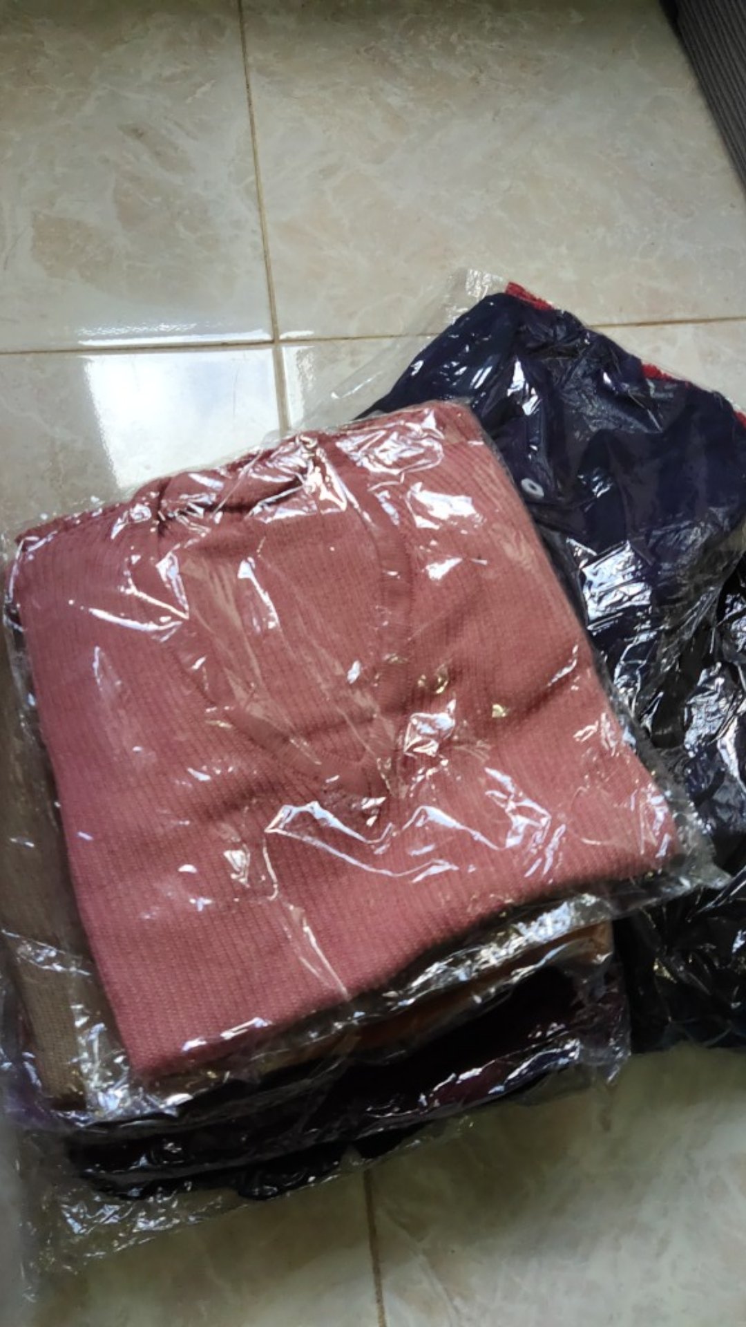 Ren store Baju  Rajut  Wanita  V NECK Atasan Rajut  Wanita  