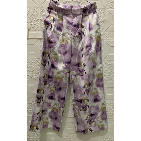 CELANA KULOT HW SATIN by Monkii